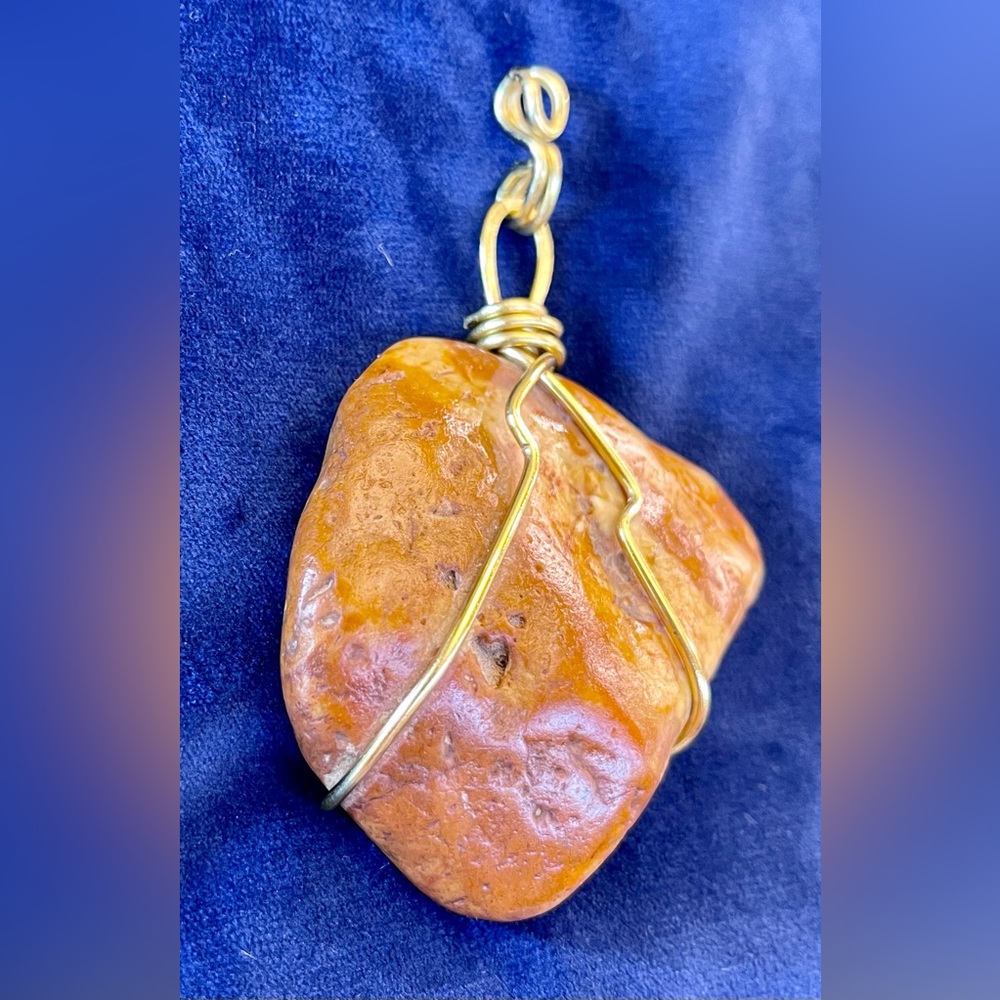 Pendant - Picture 2 of 7